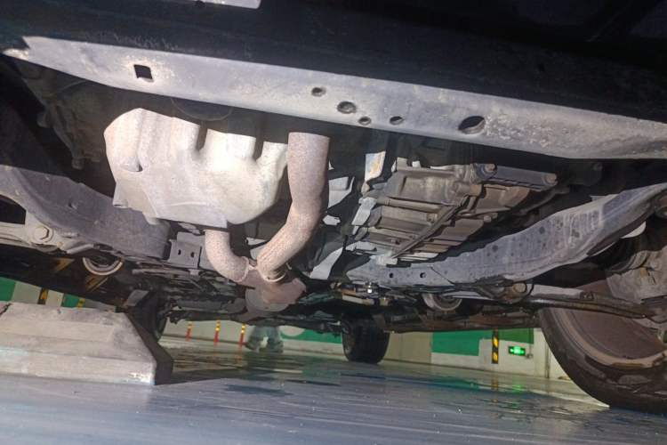 Used Ford Explorer 2013 3.5L Deluxe Model Chassis Front