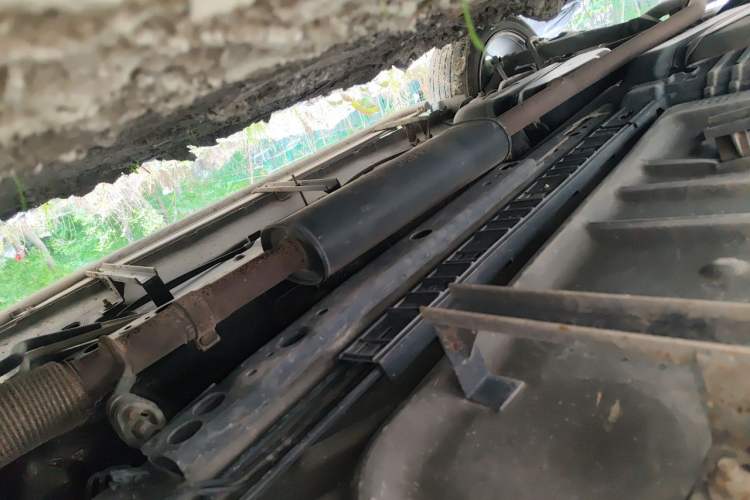 Used Ford Explorer 2013 3.5L Deluxe Model Chassis Front Right