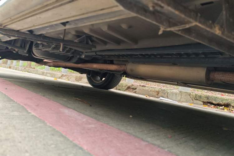 Used Ford Explorer 2013 3.5L Deluxe Model Chassis Front Right