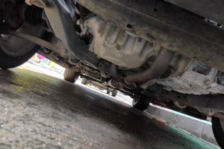 Used Ford Explorer 2013 3.5L Deluxe Model Chassis Front