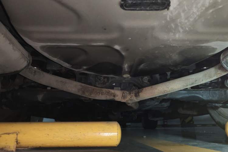 Used Ford Explorer 2013 3.5L Deluxe Model Chassis Rear