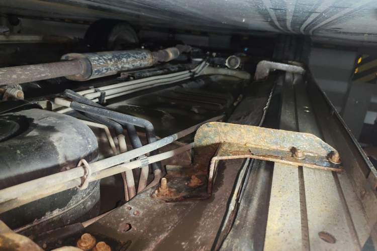 Used Ford Explorer 2013 3.5L Deluxe Model Chassis Rear Left