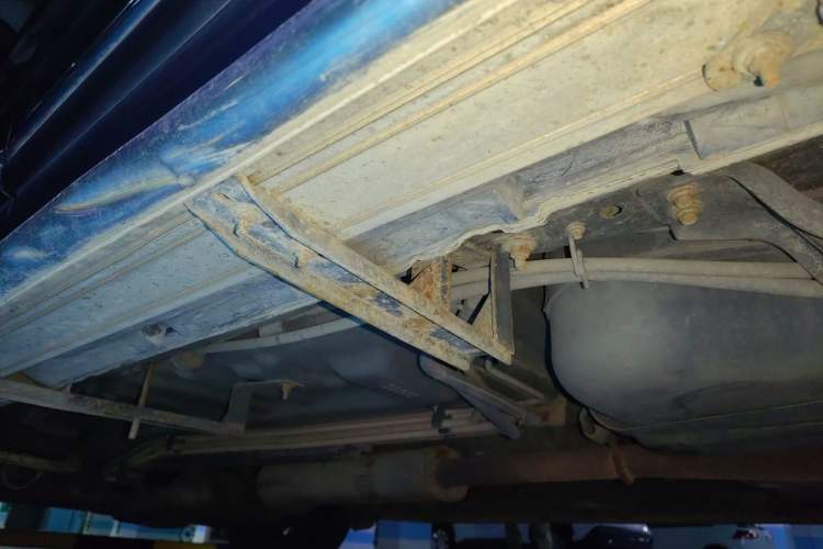 Used Ford Explorer 2013 3.5L Deluxe Model Chassis Rear Left