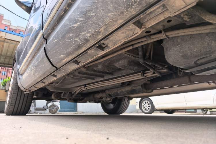 Used Ford Explorer  Chassis Rear Left