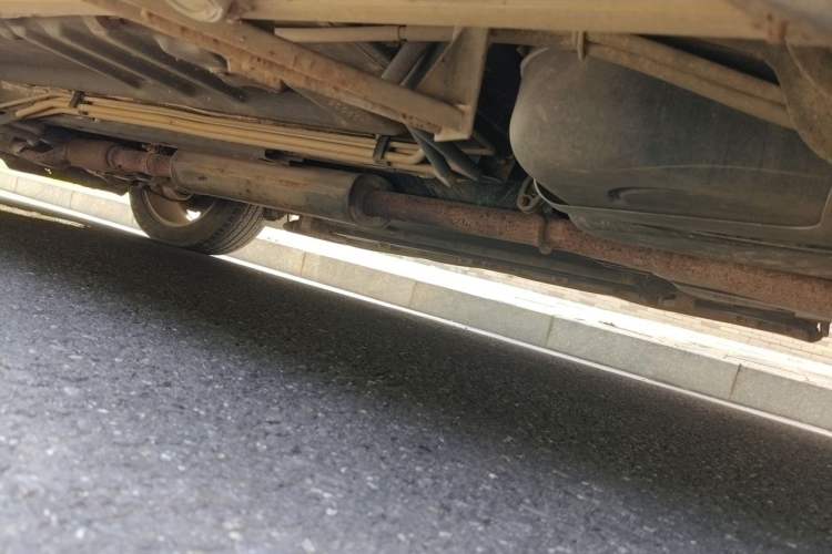 Used Ford Explorer 2013 3.5L Deluxe Model Chassis Rear Left