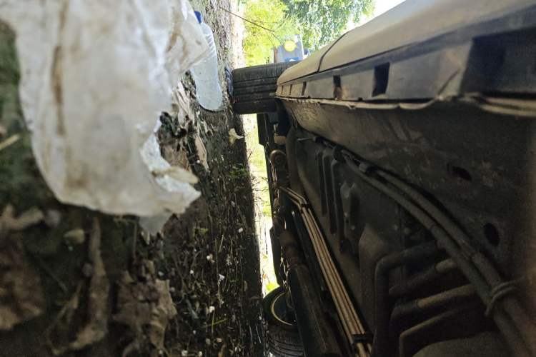 Used Ford Explorer 2013 3.5L Deluxe Model Chassis Rear Left