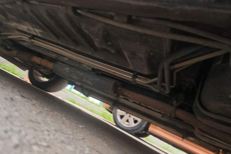 Used Ford Explorer 2013 3.5L Deluxe Model Chassis Rear Left