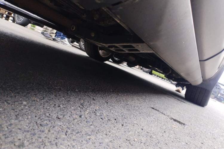 Used Ford Explorer 2013 3.5L Deluxe Model Chassis Rear Right