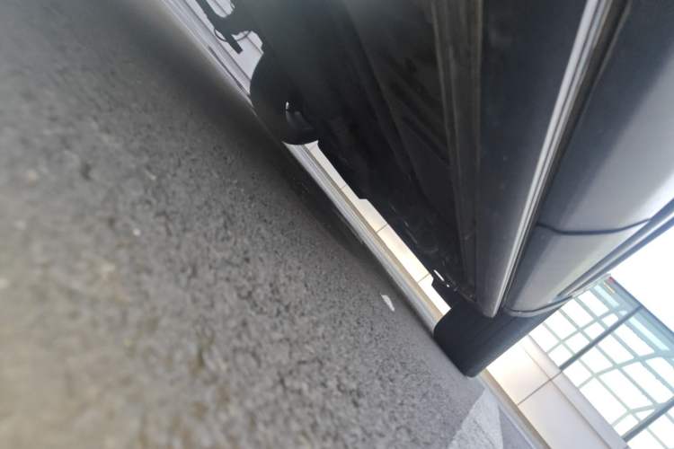 Used Ford Explorer 2013 3.5L Deluxe Model Chassis Rear Right