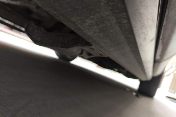 Used Ford Explorer 2013 3.5L Deluxe Model Chassis Rear Right