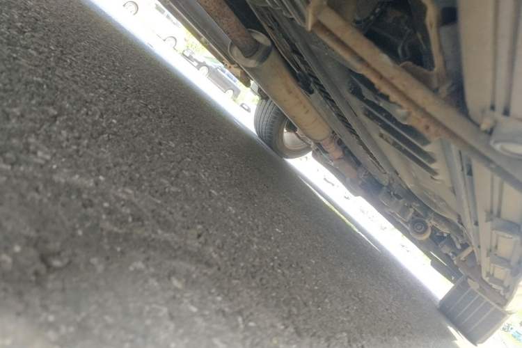 Used Ford Explorer 2013 3.5L Deluxe Model Chassis Rear Right