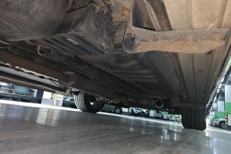 Used Ford Explorer 2013 3.5L Deluxe Model Chassis Rear Right