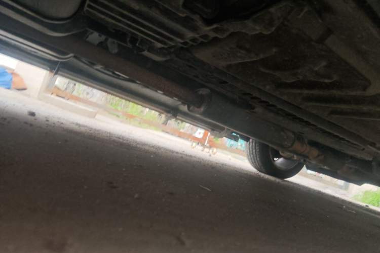 Used Ford Explorer 2013 3.5L Deluxe Model Chassis Rear Right