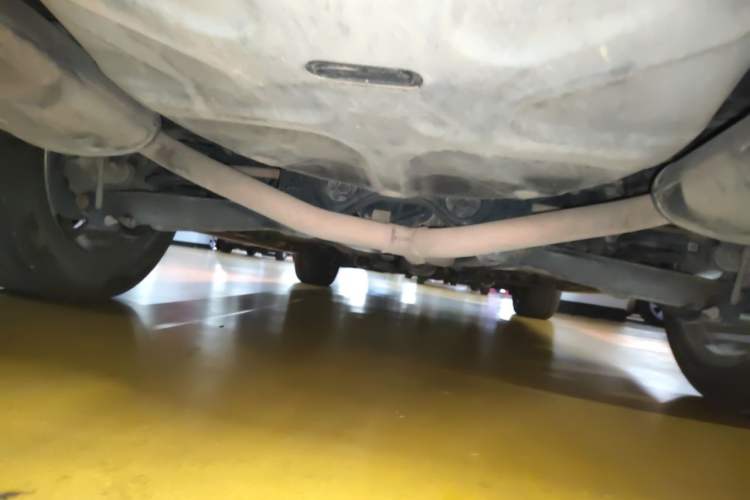 Used Ford Explorer 2013 3.5L Deluxe Model Chassis Rear