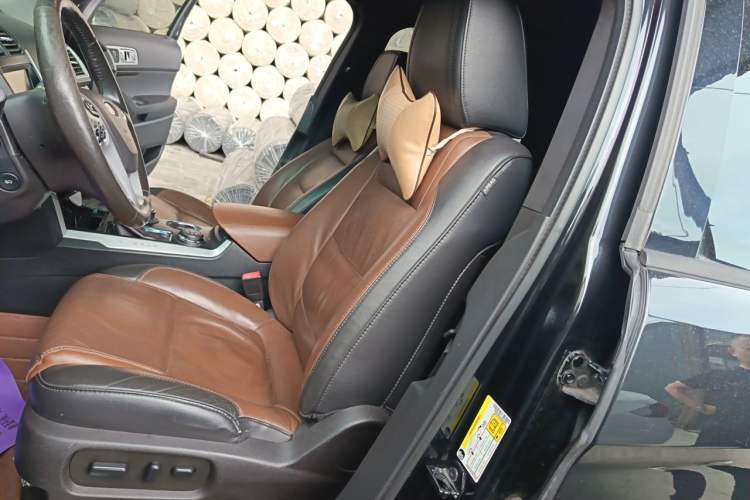 Used Ford Explorer 2013 3.5L Deluxe Model Driver Seat