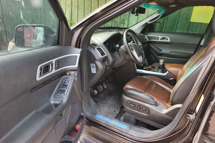 Used Ford Explorer 2013 3.5L Deluxe Model Driver Seat