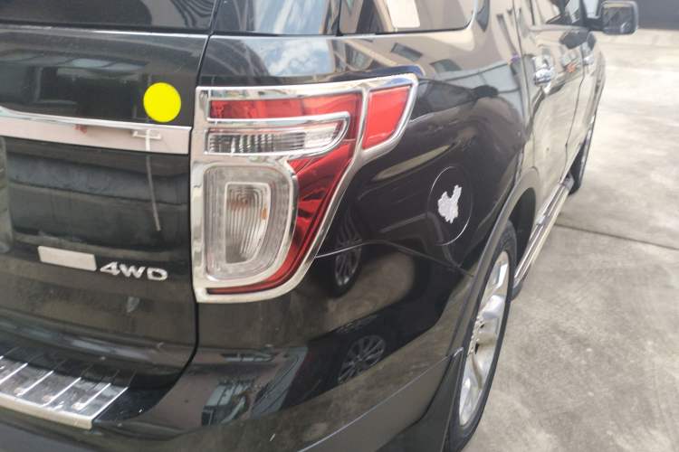 Used Ford Explorer 2013 3.5L Deluxe Model Exterior 6