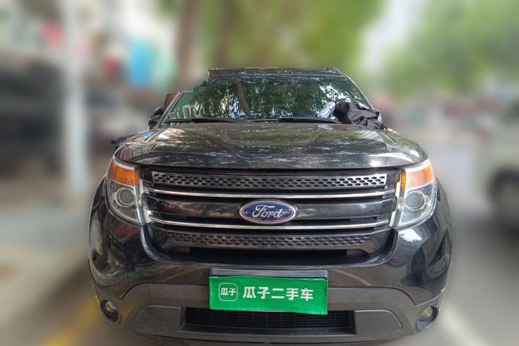 Used Ford Explorer 2013 3.5L Deluxe Model Front