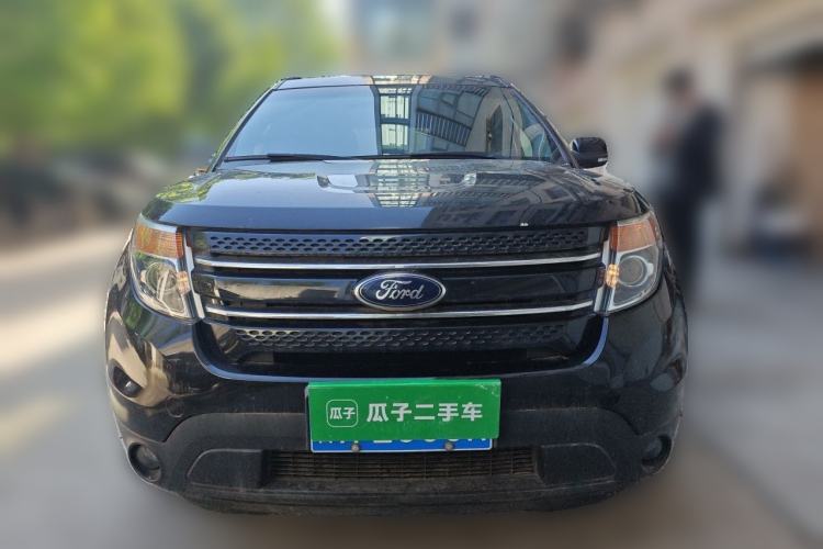 Used Ford Explorer 2013 3.5L Deluxe Model Front