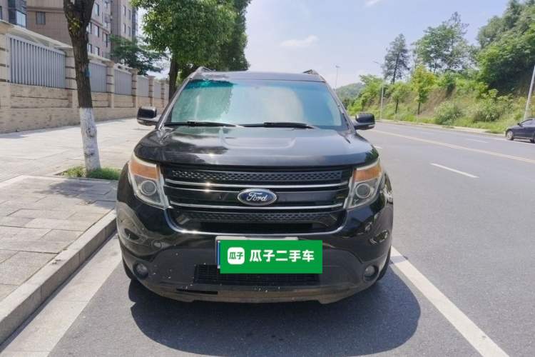 Used Ford Explorer 2013 3.5L Deluxe Model Front
