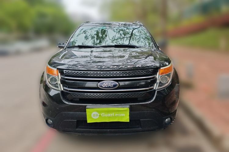 Used Ford Explorer 2013 3.5L Deluxe Model Front