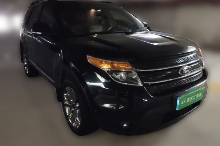 Used Ford Explorer 2013 3.5L Deluxe Model Front Right 45 Deg