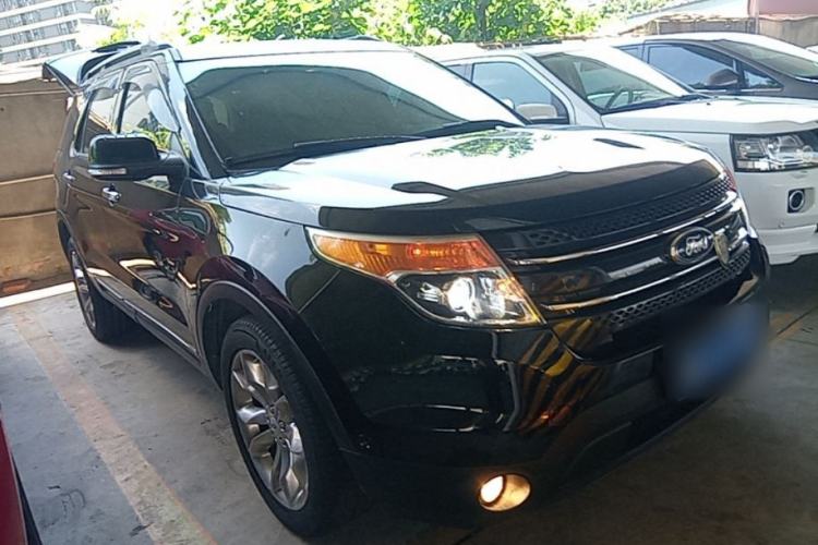Used Ford Explorer 2013 3.5L Deluxe Model Front Right 45 Deg