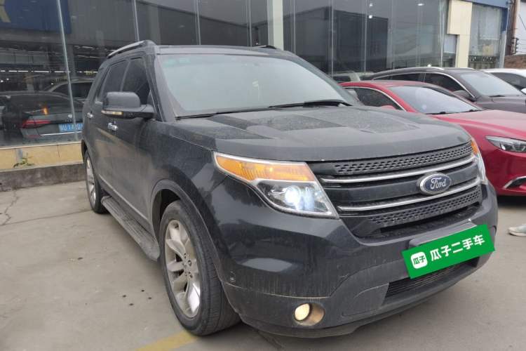 Used Ford Explorer 2013 3.5L Deluxe Model Front Right 45 Deg