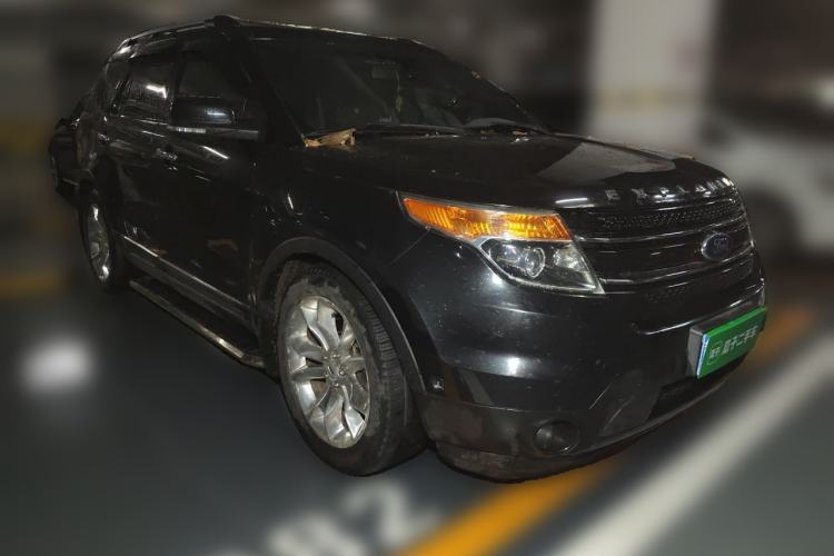 Used Ford Explorer 2013 3.5L Deluxe Model Front Right 45 Deg