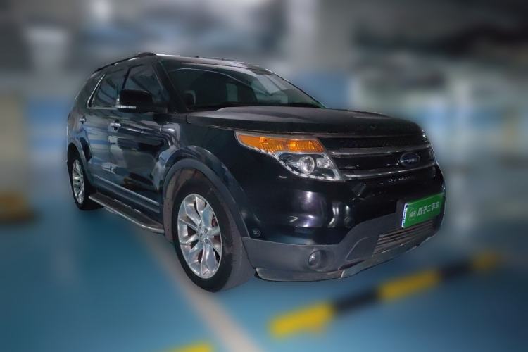 Used Ford Explorer 2013 3.5L Deluxe Model Front Right 45 Deg