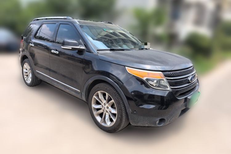 Used Ford Explorer  Front Right 45 Deg