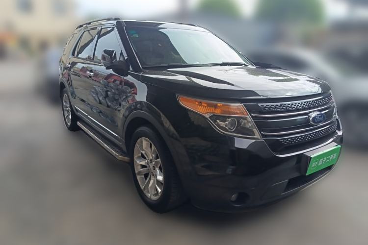 Used Ford Explorer 2013 3.5L Deluxe Model Front Right 45 Deg