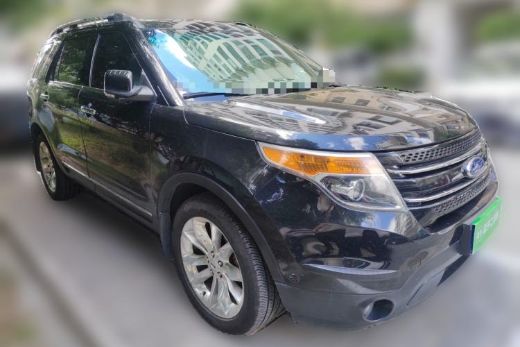 Used Ford Explorer 2013 3.5L Deluxe Model Front Right 45 Deg