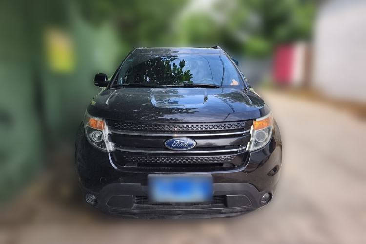 Used Ford Explorer 2013 3.5L Deluxe Model Front