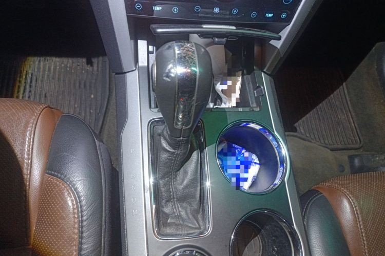 Used Ford Explorer 2013 3.5L Deluxe Model Gear Lever