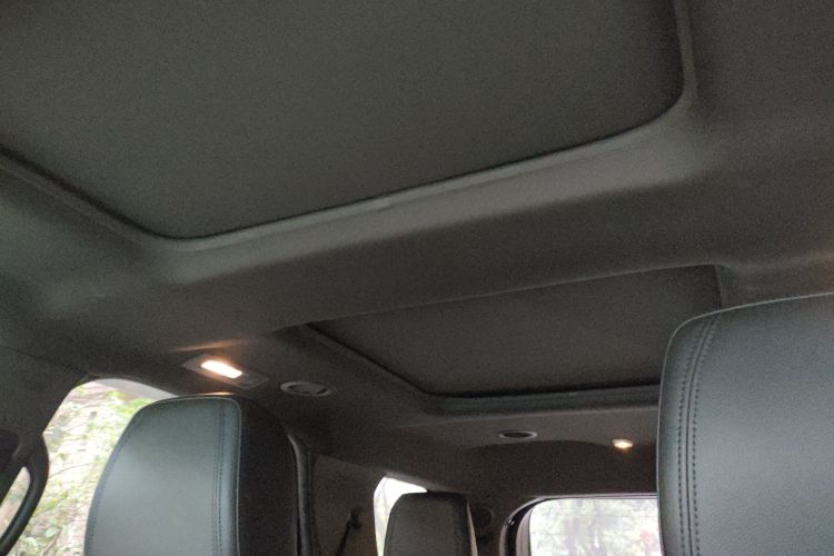 Used Ford Explorer 2013 3.5L Deluxe Model Headliner