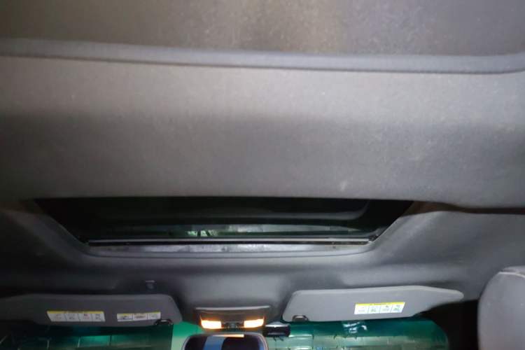 Used Ford Explorer 2013 3.5L Deluxe Model Headliner