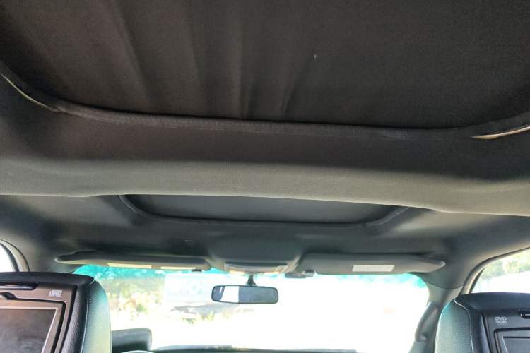 Used Ford Explorer 2013 3.5L Deluxe Model Headliner