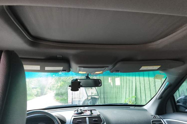 Used Ford Explorer 2013 3.5L Deluxe Model Headliner