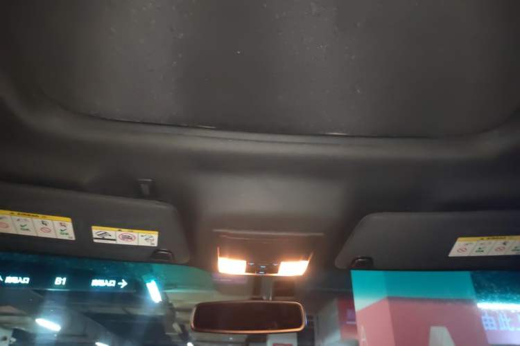 Used Ford Explorer 2013 3.5L Deluxe Model Headliner