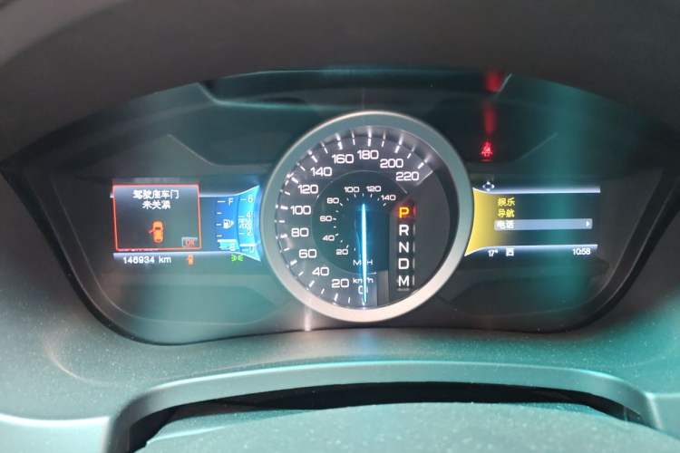 Used Ford Explorer 2013 3.5L Deluxe Model Instrument Cluster