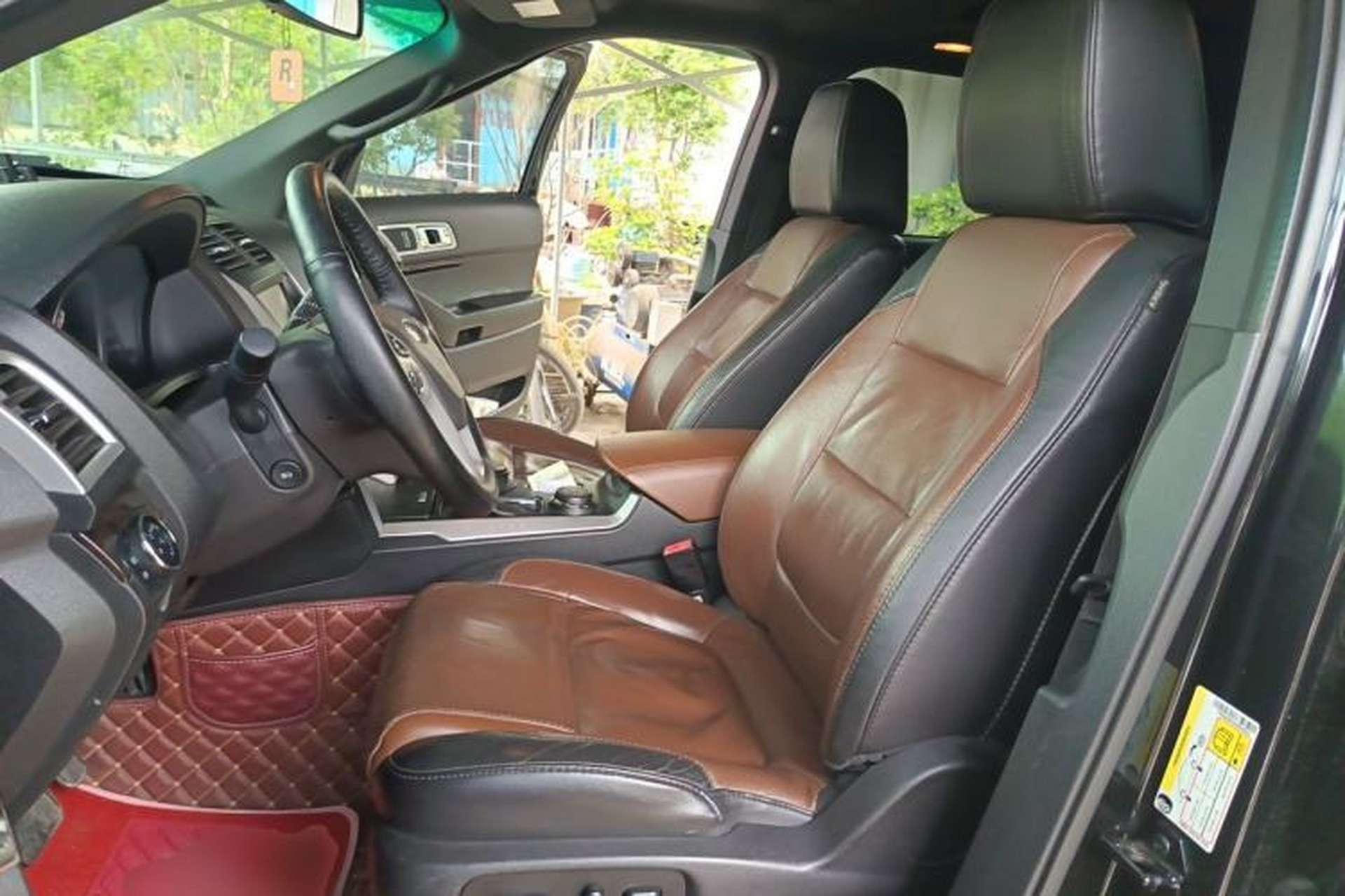 Used Ford Explorer 2013 3.5L Deluxe Model Left Front Seat