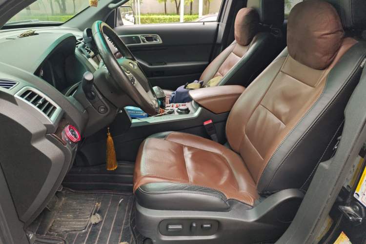 Used Ford Explorer 2013 3.5L Deluxe Model Left Front Seat