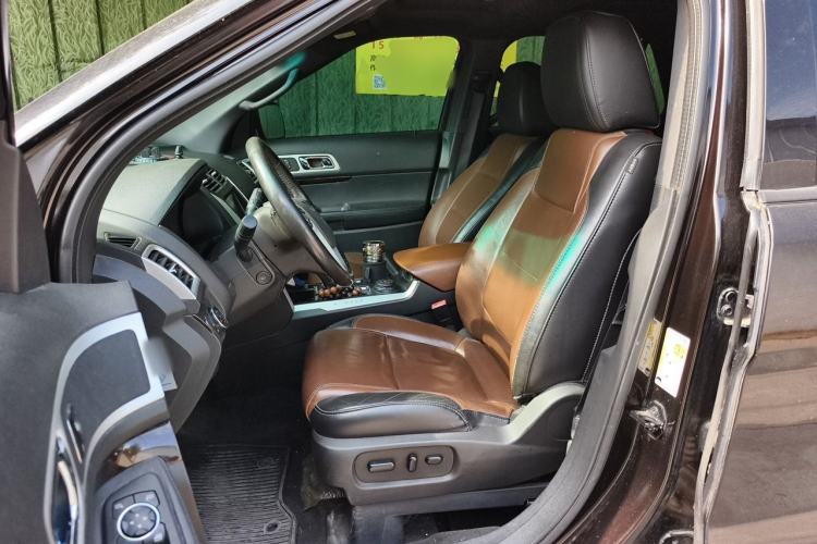 Used Ford Explorer 2013 3.5L Deluxe Model Left Front Seat
