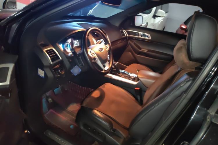 Used Ford Explorer 2013 3.5L Deluxe Model Left Front Seat