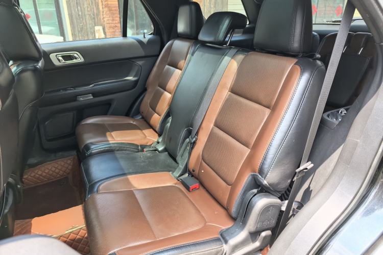 Used Ford Explorer  Left Rear Seat
