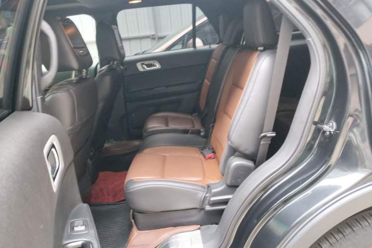 Used Ford Explorer 2013 3.5L Deluxe Model Left Rear Seat