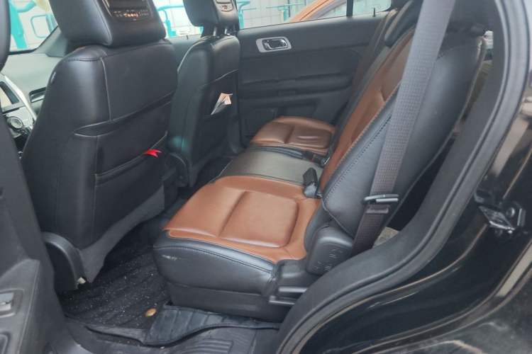 Used Ford Explorer 2013 3.5L Deluxe Model Left Rear Seat