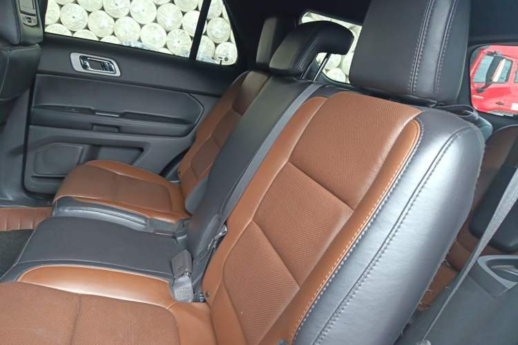 Used Ford Explorer 2013 3.5L Deluxe Model Left Rear Seat