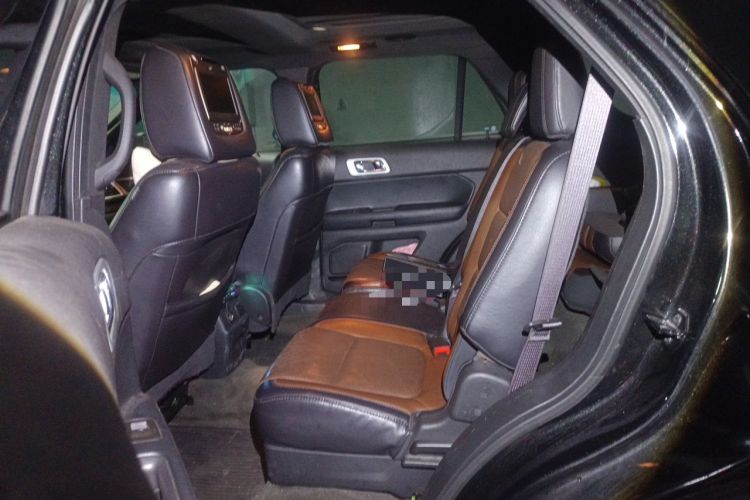 Used Ford Explorer 2013 3.5L Deluxe Model Left Rear Seat